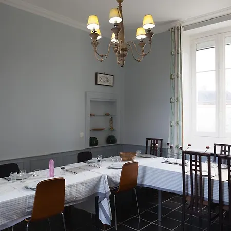 Prázdninový dům Maison Piscine Interieure Bonnelles